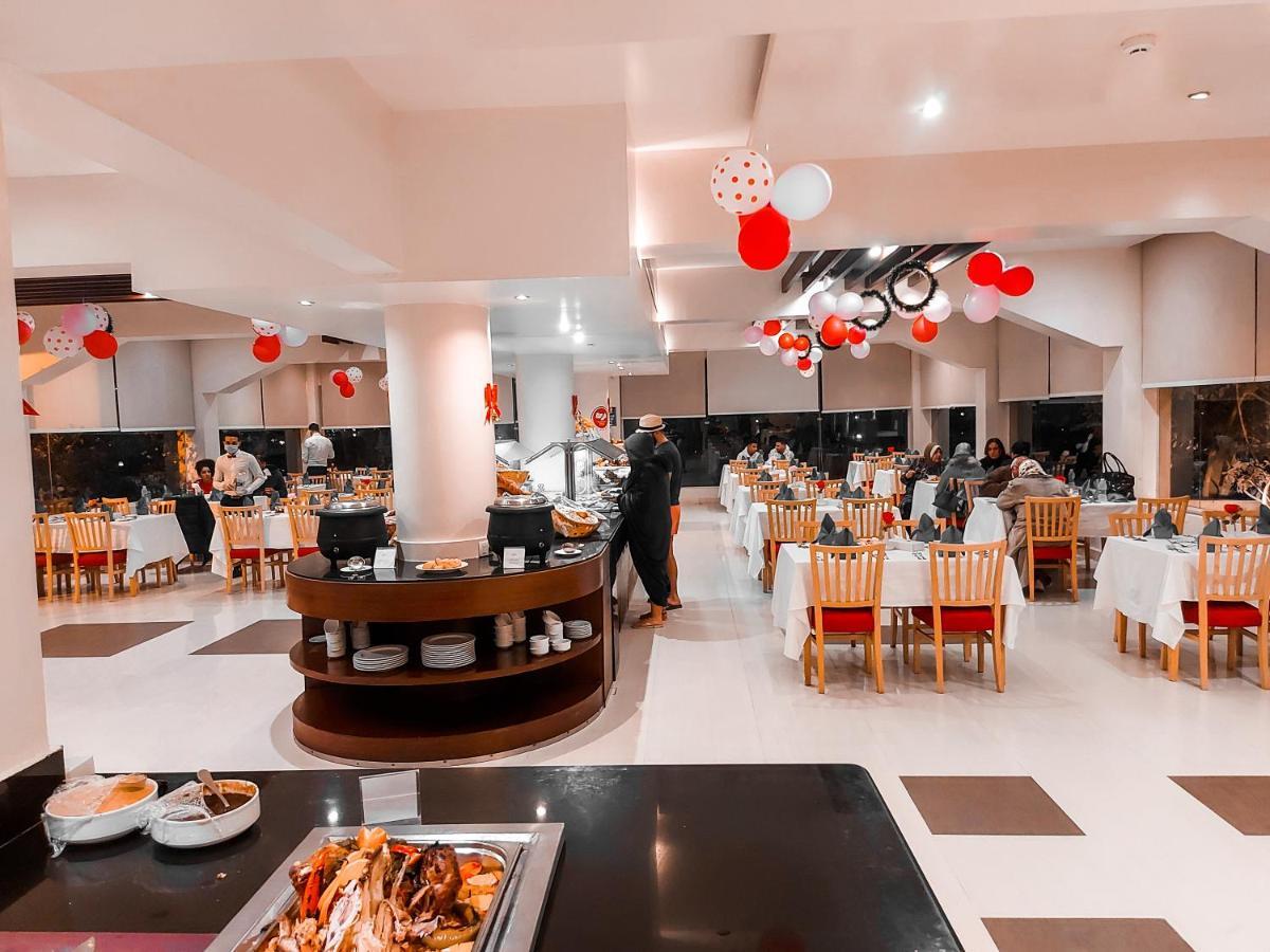 Mousa Coast Hotel & Spa Рас Седр Екстериор снимка